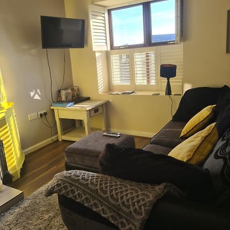 The Aul Shop & Public House -Entire Private Annexe Apartman Kilcoo Kültér fotó