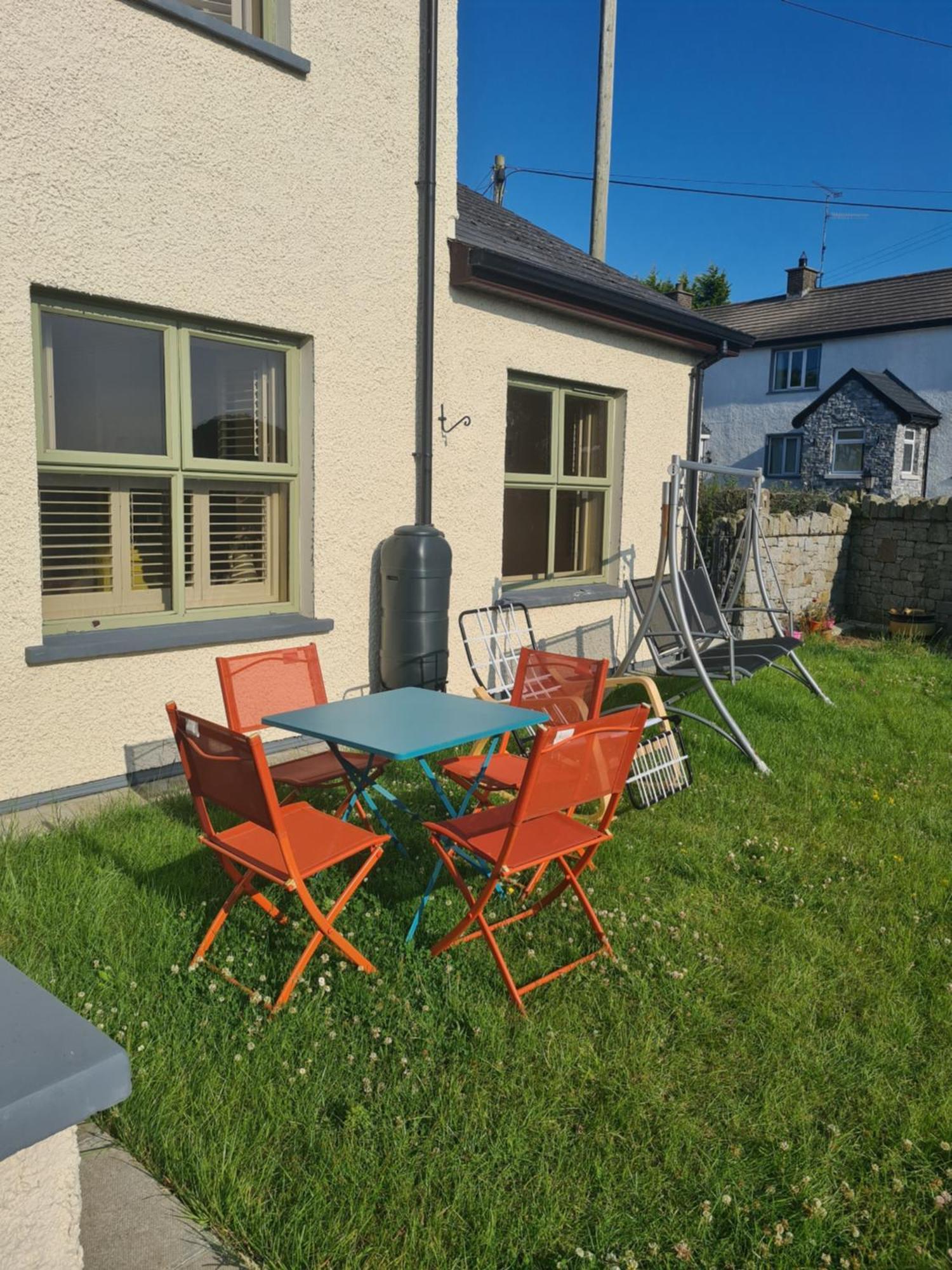 The Aul Shop & Public House -Entire Private Annexe Apartman Kilcoo Kültér fotó